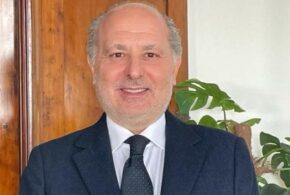 <h3>TICOZZELLI, PRESIDENTE CONFASSOCIAZIONI SVIZZERA: “DIVENTA OPERATIVA CONFASSOCIAZIONI SVIZZERA, IL NUOVO HUB INTERNAZIONALE DI CONFASSOCIAZIONI PER SUPPORTARE IL BUSINESS DI PROFESSIONISTI, MANAGER E IMPRESE”</h3>