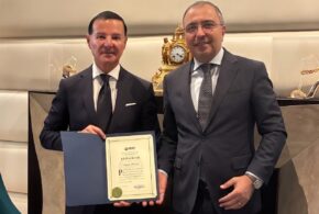 <h3>CONFASSOCIAZIONI: IL CESTI CONFERISCE AL PRESIDENTE DI CONFASSOCIAZIONI, ANGELO DEIANA IL PRESTIGIOSO RICONOSCIMENTO “CIVITAS MUNDI” </h3>
